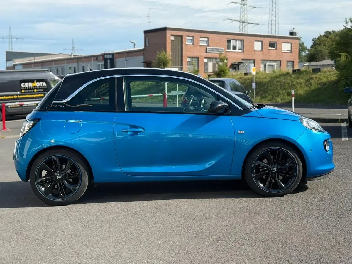 Gebraucht Opel Adam Slam 116 PS (85 kW) 2015 Blau Kleinwagen
