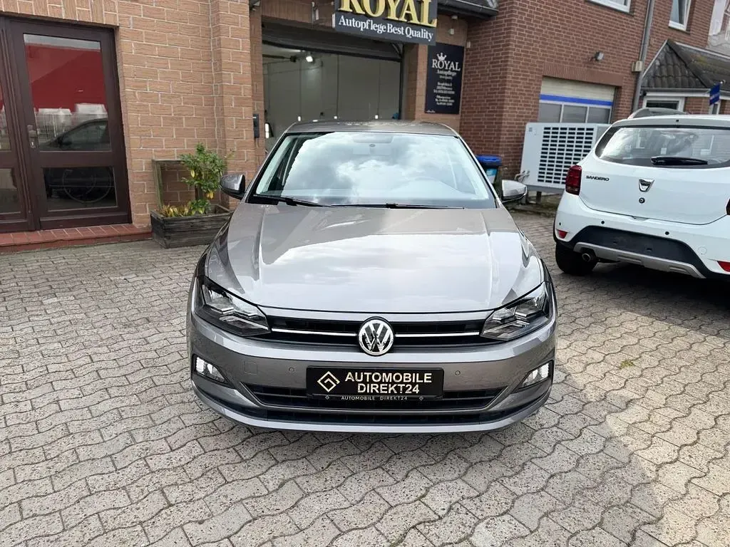 Gebraucht VW Polo Comfortline 95 PS (69 kW) 2020 Grau Kleinwagen