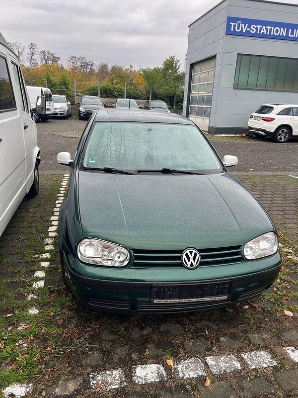 Grün Gebraucht 1998 VW Golf IV Basis Kleinwagen | 1.400 € (Fairer Preis) - Bild 1/4