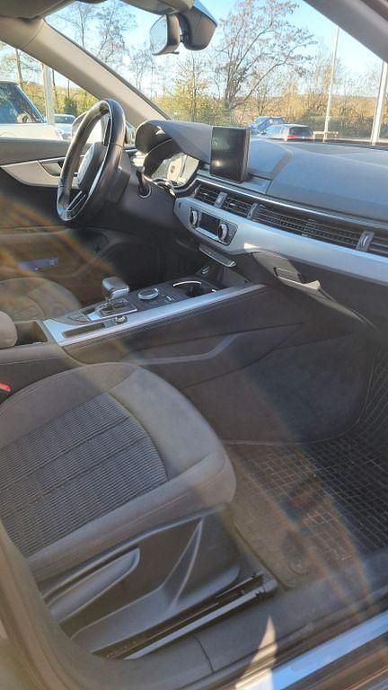 Gebraucht Audi A4 Design 150 PS (110 kW) 2016 Limousine