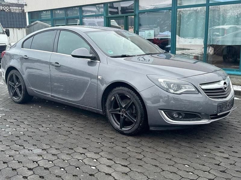 Grau Gebraucht 2017 Opel Insignia OPC Limousine | 7.950 € (Superpreis) - Bild 1/4