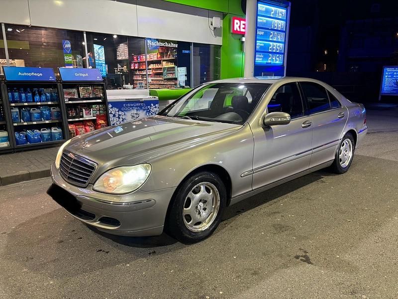 Gebraucht Mercedes S320 204 PS (150 kW) 2003 Silber Limousine
