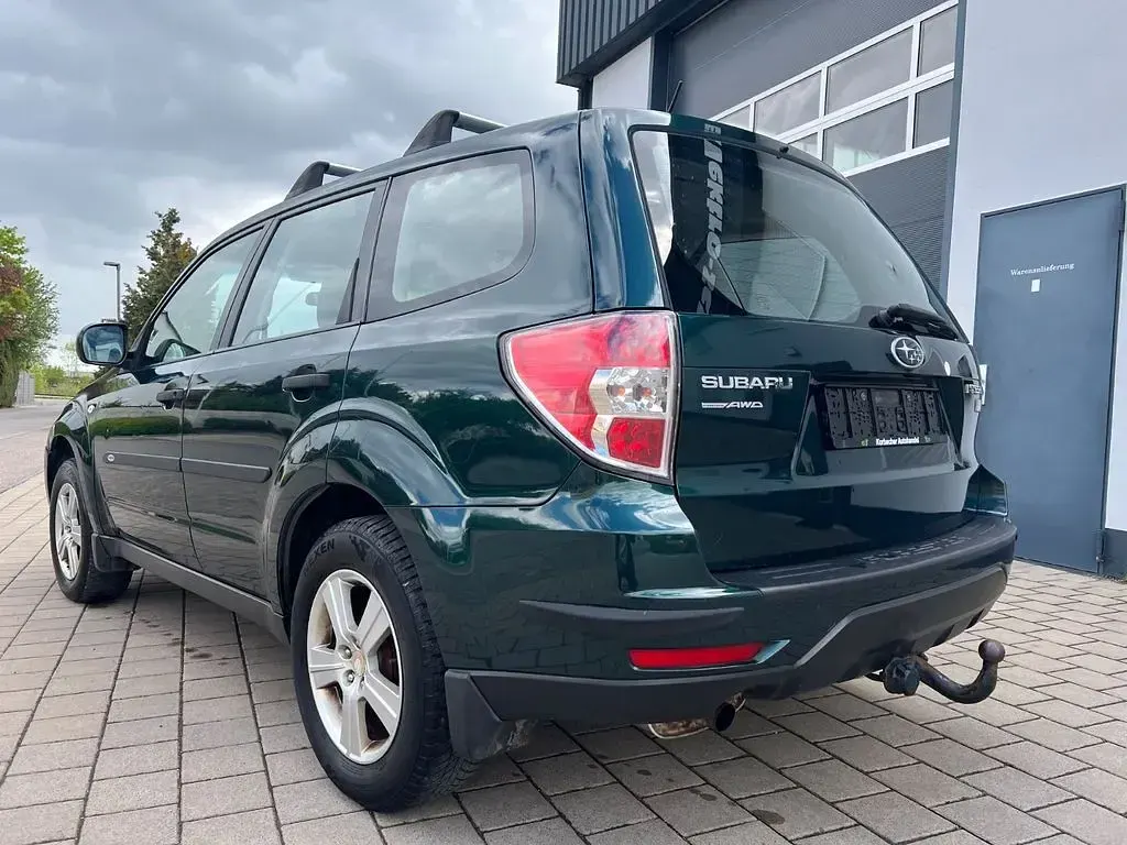 Occasion Subaru Forester Active 147 ch (108 kW) 2011 Vert SUV