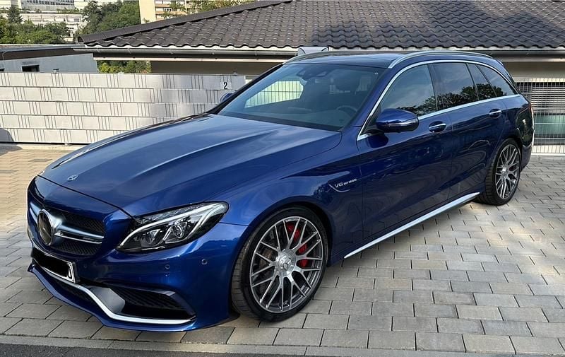 Blau Gebraucht 2017 Mercedes C63S AMG AMG Kombi | 48.500 € (Fairer Preis) - Bild 1/4