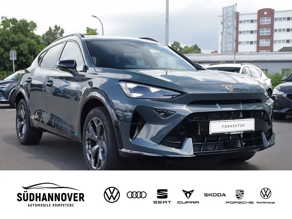 Neu Cupra Formentor 204 PS (150 kW) 2026 Blau SUV