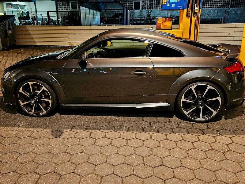 Gebraucht Audi TT RS Ambiente 480 PS (353 kW) 2016 Grau Coupé