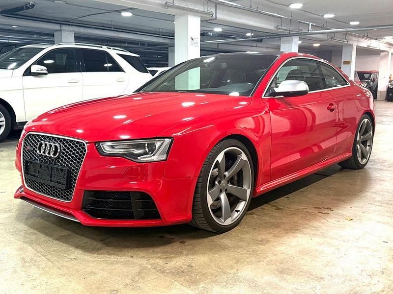 Rot Gebraucht 2013 Audi RS5 Sport Coupé | 32.499 € (Fairer Preis) - Bild 1/4