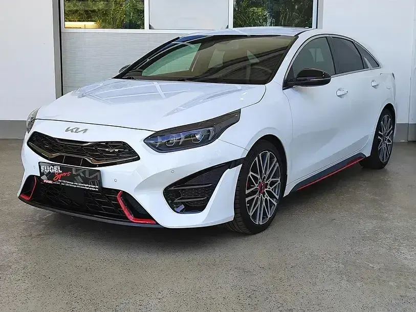 Gebraucht Kia ProCeed 204 PS (150 kW) 2022 Deluxeweiss met. Kombi