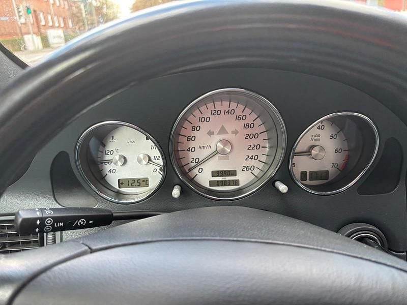 Second-hand Mercedes SLK200 164 CP (120 kW) 2004 Negru Cabrio