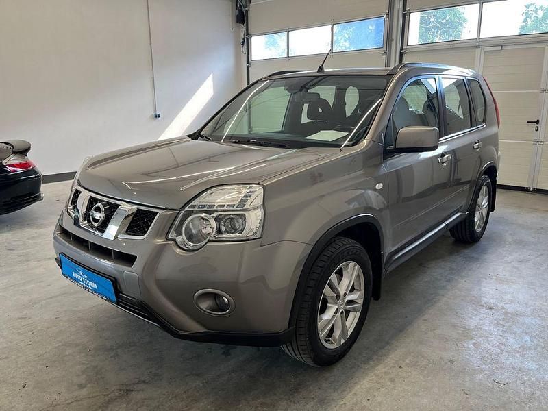 Precision grey (m) Gebraucht 2011 Nissan X-Trail SE SUV | 9.999 € (Teuer) - Bild 1/4