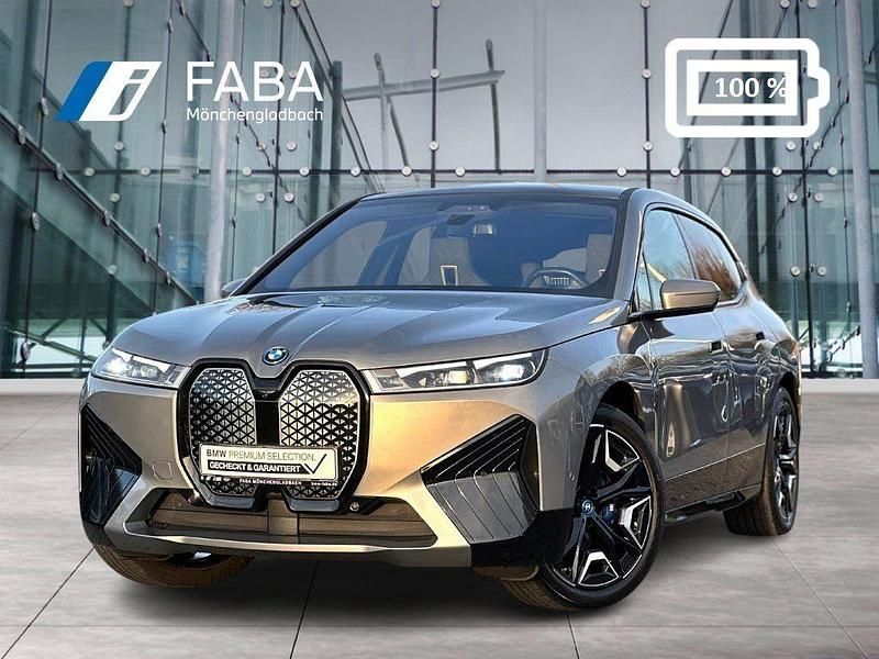 Oxidgrau Gebraucht 2023 BMW iX Sport Line SUV | 69.990 € (Fairer Preis) - Bild 1/4