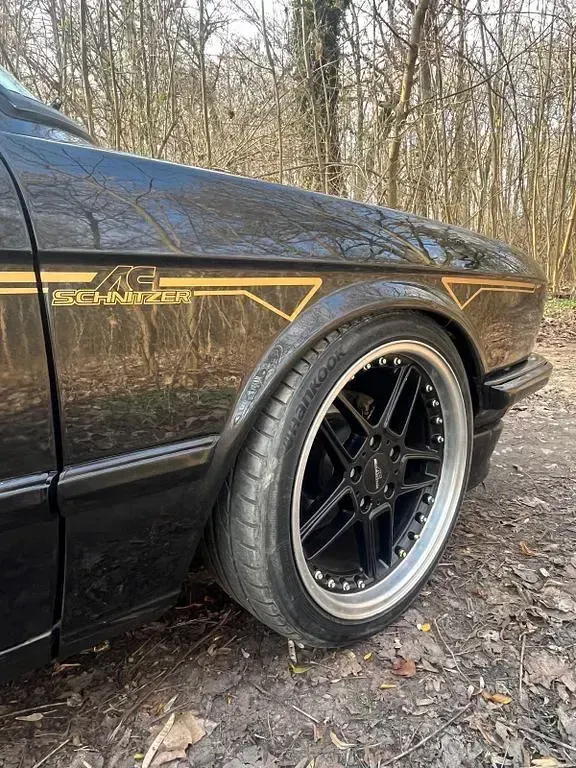 Gebraucht BMW 535 Sport Line 245 PS (180 kW) 1984 Schwarz Limousine