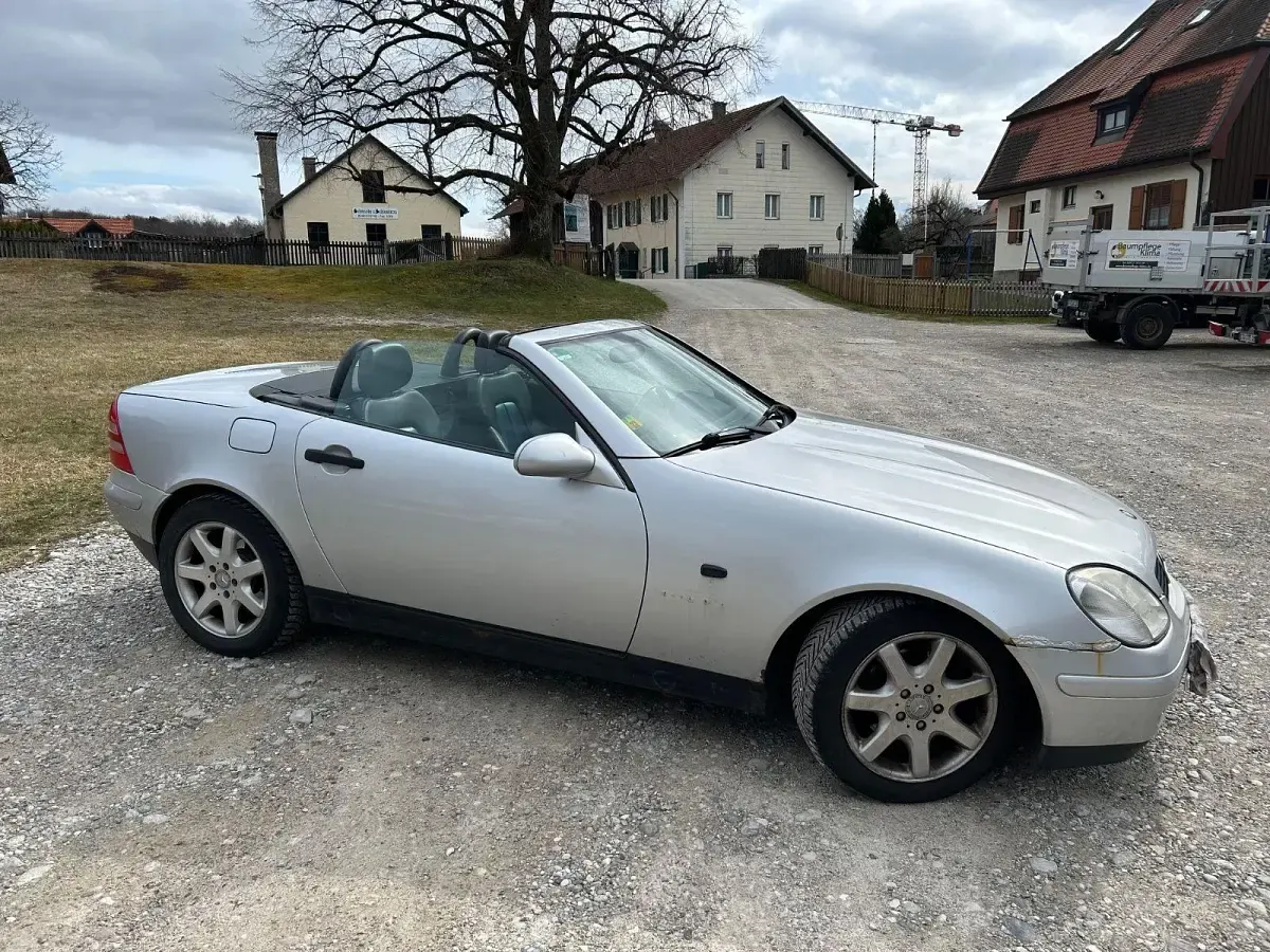 Gebraucht Mercedes 230 193 PS (141 kW) 1998 Silber Cabrio
