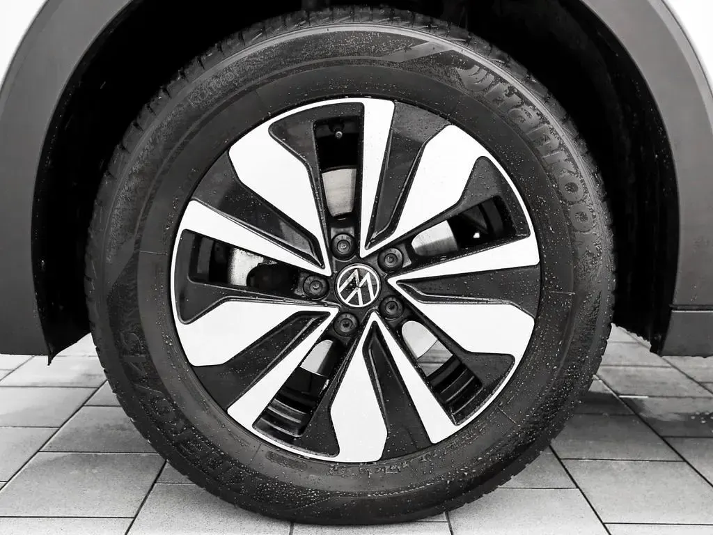 Gebraucht VW T-Cross Move 110 PS (80 kW) 2023 Silber SUV