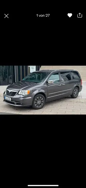 Usata Lancia Voyager Platinum 177 CV (130 kW) 2015 Grigio Monovolume