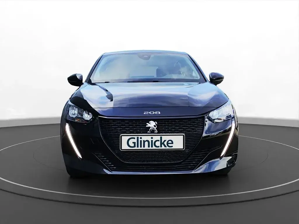 Gebraucht Peugeot e-208 Active 100 kW (136 PS) 2022 Schwarz Kleinwagen