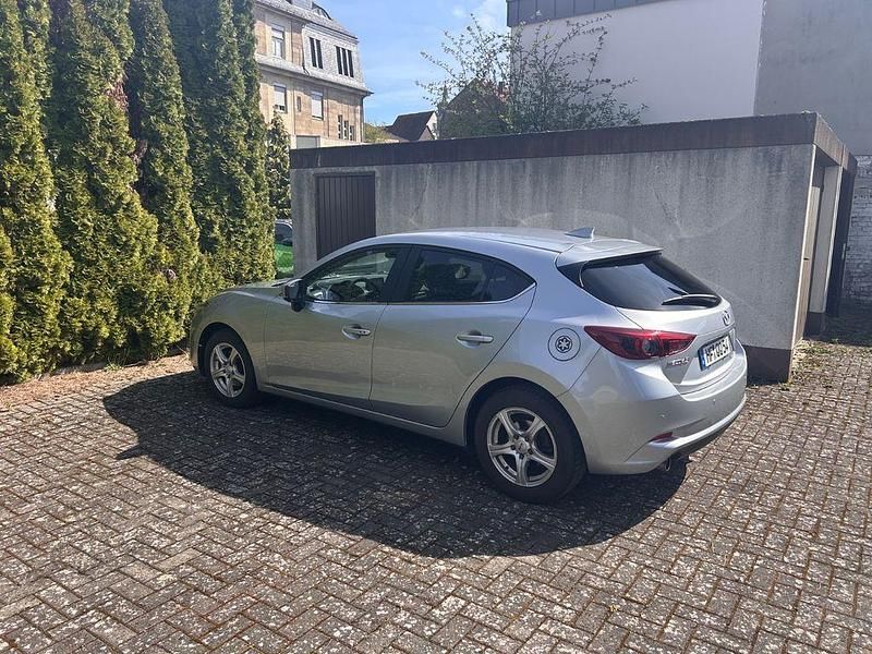 Gebraucht Mazda 3 Signature 120 PS (88 kW) 2018 Grau Limousine