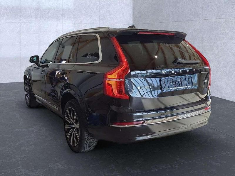 Second-hand Volvo XC90 Ultimate 235 CP (172 kW) 2023 Negru SUV
