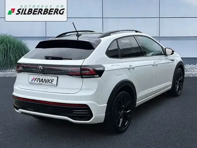 Gebraucht VW Taigo R-line 110 PS (80 kW) 2023 Pure white schwarz SUV