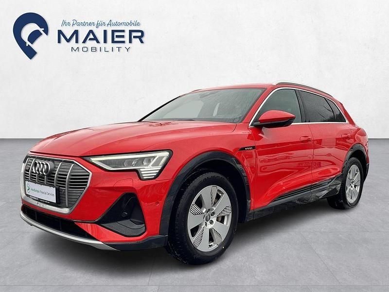 Catalunyarot metallic Gebraucht 2020 Audi e-tron S-Line SUV | 28.850 € (Superpreis) - Bild 1/4