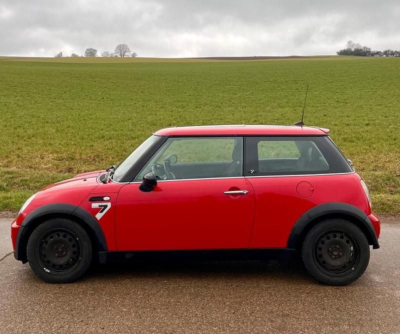 Gebraucht Mini Cooper 90 PS (66 kW) 2006 Rot Kleinwagen