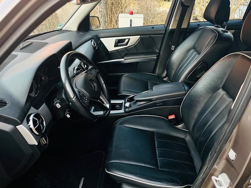 Gebraucht Mercedes GLK220 170 PS (125 kW) 2013 Grau SUV