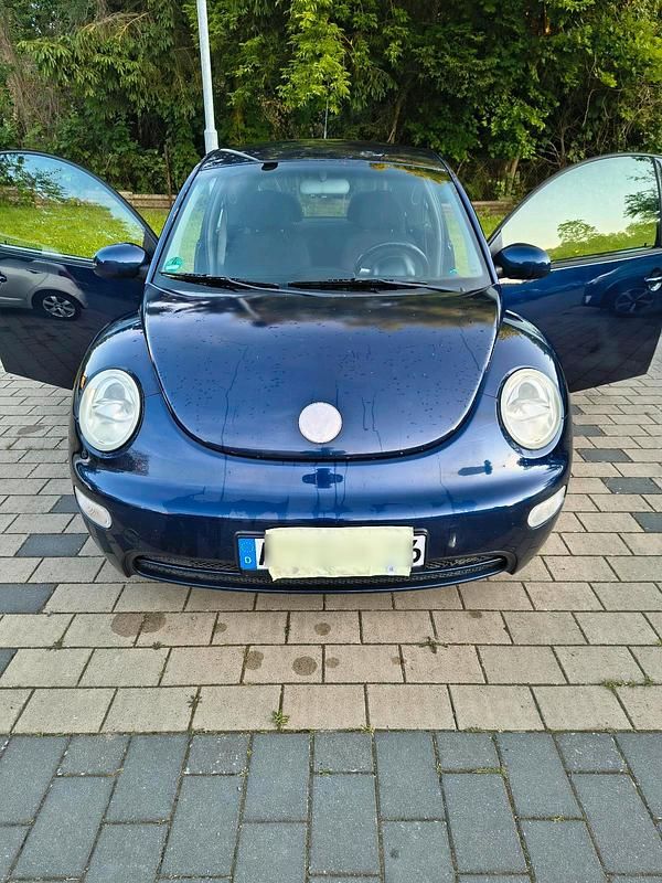 Blau Gebraucht 2002 VW Beetle Kleinwagen | 1.750 € (Fairer Preis) - Bild 1/4