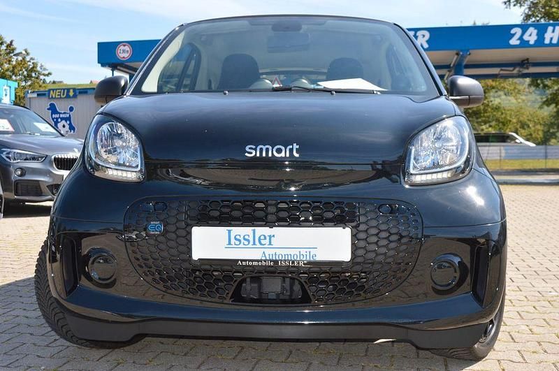 Schwarz Gebraucht 2021 Smart ForTwo Electric Drive Limousine | 9.900 € (Fairer Preis) - Bild 1/4
