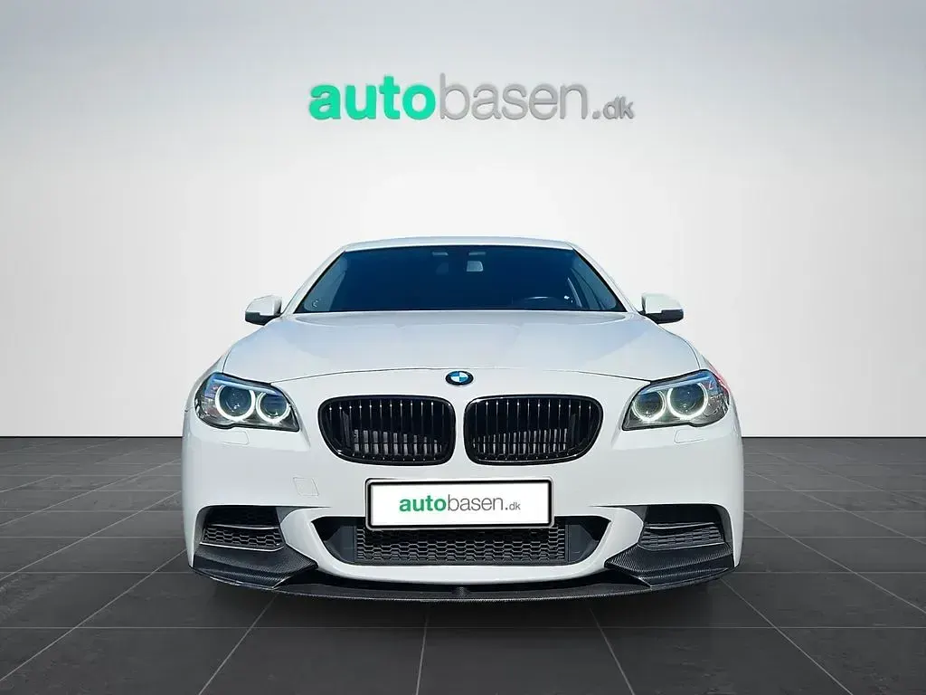 Gebraucht BMW 530 258 PS (189 kW) 2014 Weiß Limousine