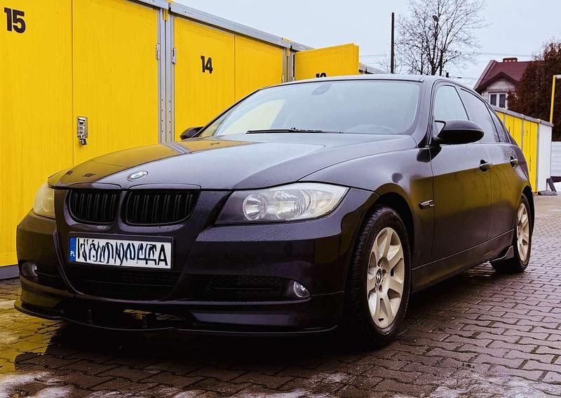 Gebraucht BMW 320 163 PS (119 kW) 2007 Limousine