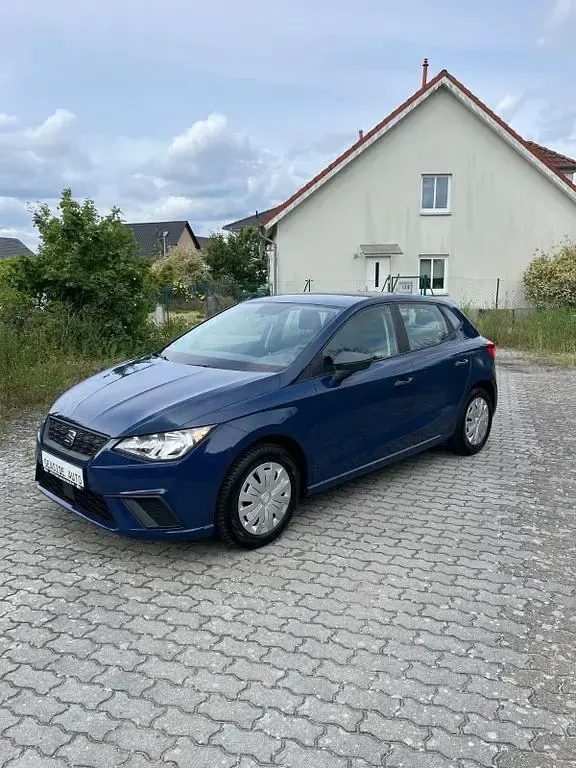 Gebraucht Seat Ibiza Reference 75 PS (55 kW) 2017 Blau Limousine