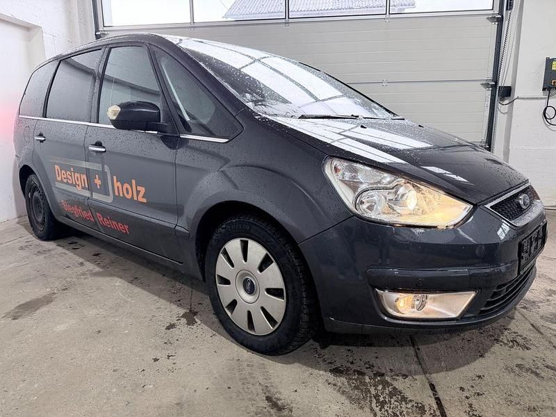 Gebraucht Ford Galaxy Titanium 140 PS (102 kW) 2009 Grau Van / Kleinbus