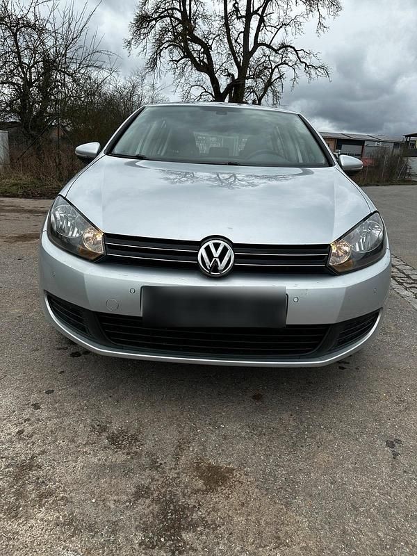Gebraucht VW Golf VI 105 PS (77 kW) 2010 Silber Kleinwagen