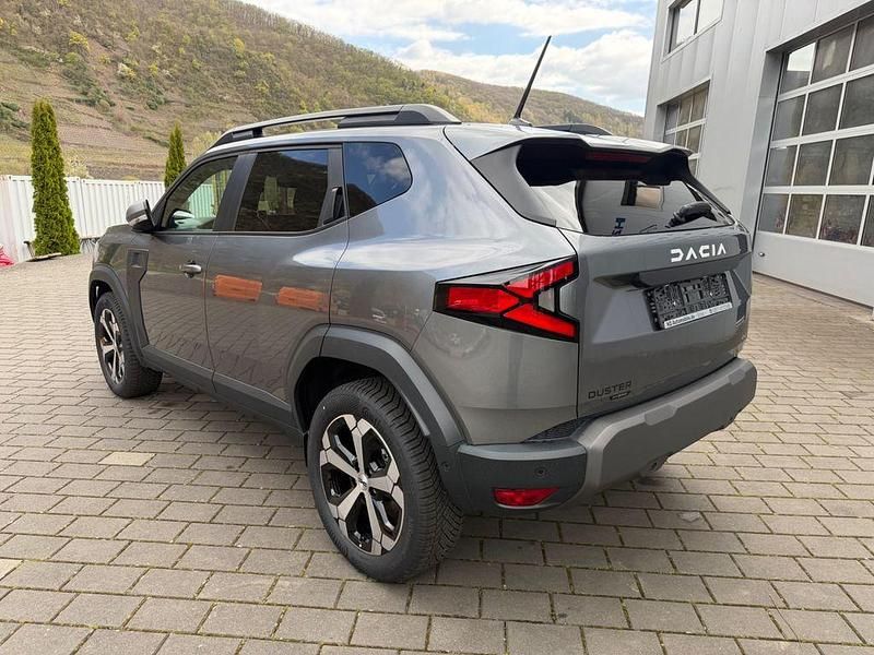 Ny Dacia Duster Journey 140 HK (102 kW) 2026 Grå SUV
