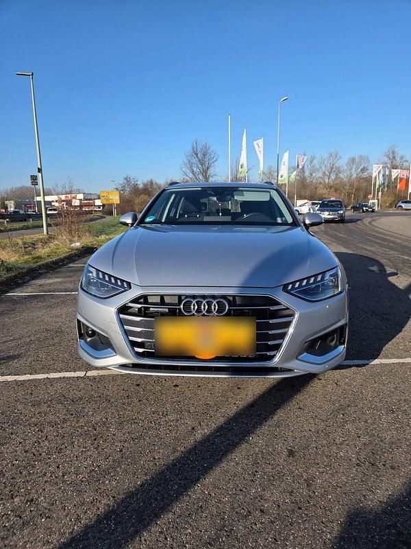 Gebraucht Audi A4 Advanced Plus 204 PS (150 kW) 2021 Silber Kombi