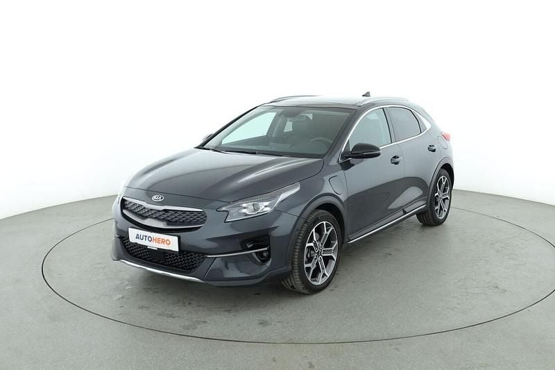 Grau Gebraucht 2021 Kia XCeed Platinum Edition SUV | 21.500 € (Fairer Preis) - Bild 1/3