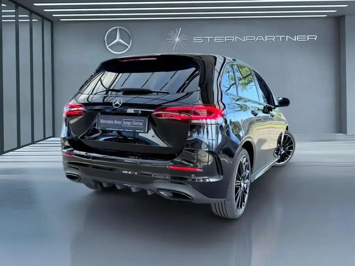 Gebraucht Mercedes B250e AMG 160 PS (117 kW) 2021 Nachtschwarz Kleinwagen