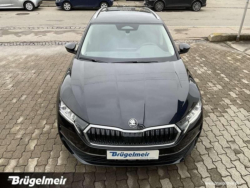 Neu Skoda Octavia 150 PS (110 kW) 2025 Schwarzmagic perleffekt Kombi