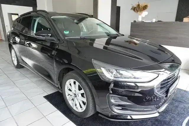 Gebraucht Ford Focus Cool & Connect 120 PS (88 kW) 2022 Schwarz Kombi