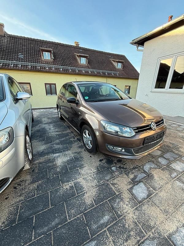 Braun Gebraucht 2012 VW Polo Kleinwagen | 6.500 € (Fairer Preis) - Bild 1/4