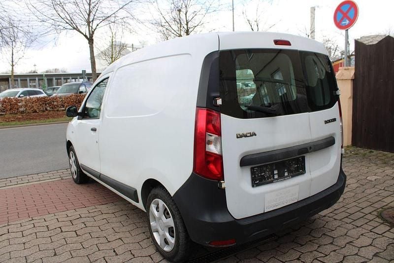 Gebraucht Dacia Dokker 83 PS (61 kW) 2013 Weiß Van / Kleinbus