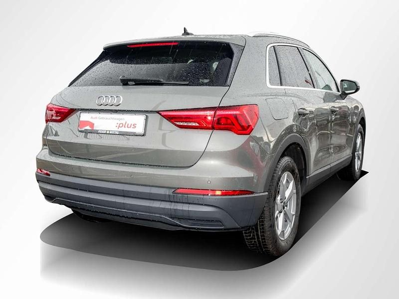 Gebraucht Audi Q3 Ambiente 150 PS (110 kW) 2024 Chronosgrau metallic SUV