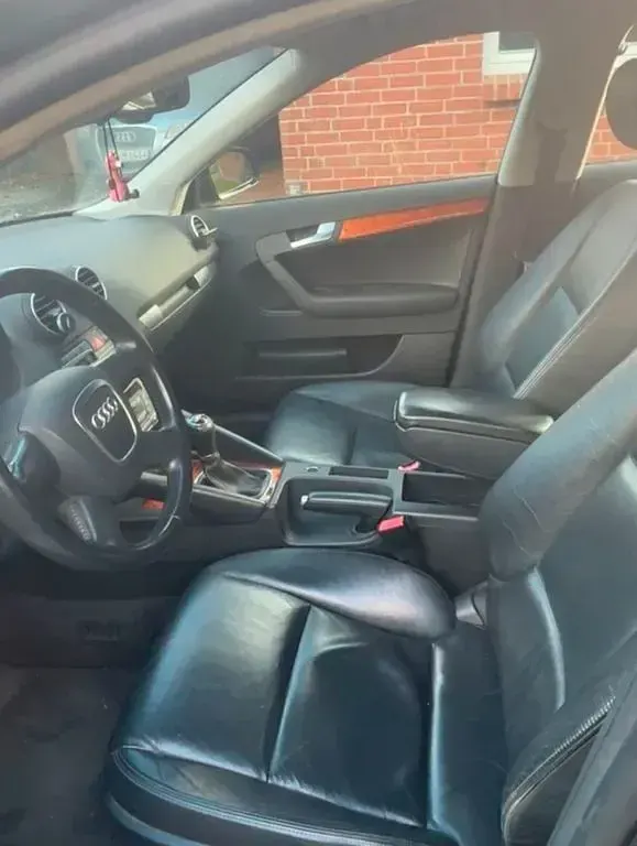 Gebraucht Audi A3 Ambiente 102 PS (75 kW) 2006 Schwarz Kleinwagen