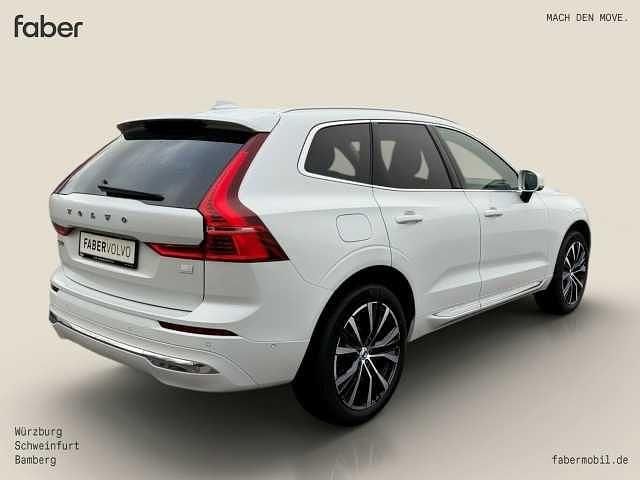 Gebraucht Volvo XC60 Plus 455 PS (334 kW) 2022 Crystalweiß perleffekt SUV