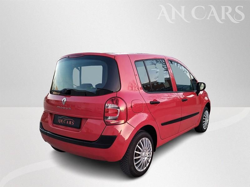 Usata Renault Modus Avantage 75 CV (55 kW) 2009 Rosso Monovolume