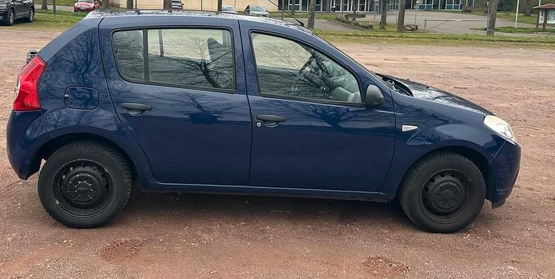 Gebraucht Dacia Sandero 75 PS (55 kW) 2009 Blau Kleinwagen