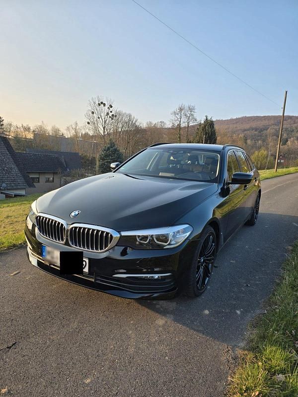 Gebraucht BMW 520 M Sport 190 PS (139 kW) 2018 Schwarz Kombi