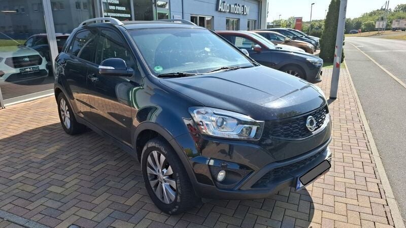 Schwarz Gebraucht 2016 Ssangyong Korando Crystal SUV | 8.490 € (Fairer Preis) - Bild 1/4