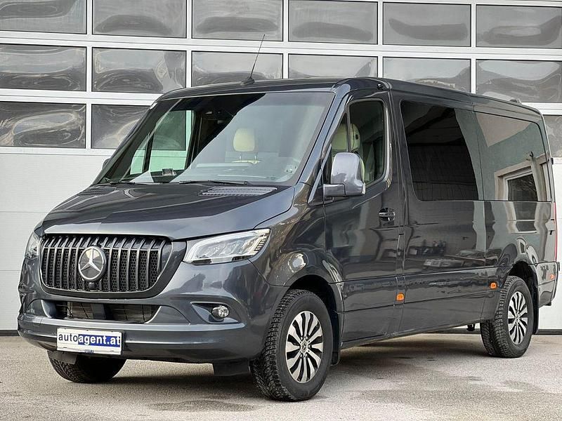 Gebraucht Mercedes Sprinter Edition 190 PS (139 kW) 2023 Grau Van