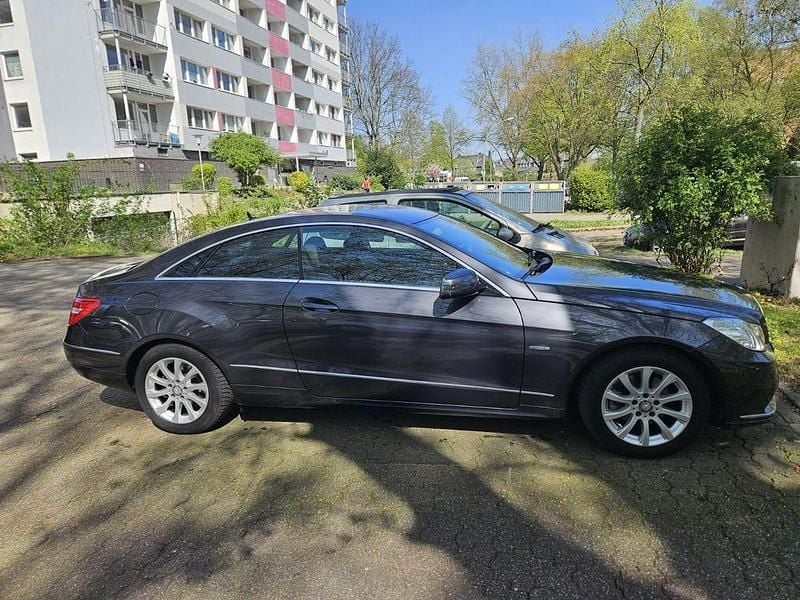 Gebraucht 2010 Mercedes 250 Coupé | 8.000 € (Superpreis) - Bild 1/4